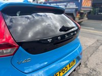 USED 2015 65 VOLVO V40 2.0 D4 R-Design Lux Nav Hatchback 5dr Diesel Manual Euro 6 (s/s) (190 ps) 1 OWNER + NAV + SENSORS + FDSH + PANORAMIC SUNROOF + FSH