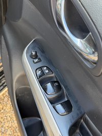 USED 2019 69 NISSAN NAVARA 2.3 dCi Tekna Pickup Double Cab 4dr Diesel Auto 4WD Euro 6 (190 ps) EXCELLENT CONDITION  IN&OUT AUTO !!