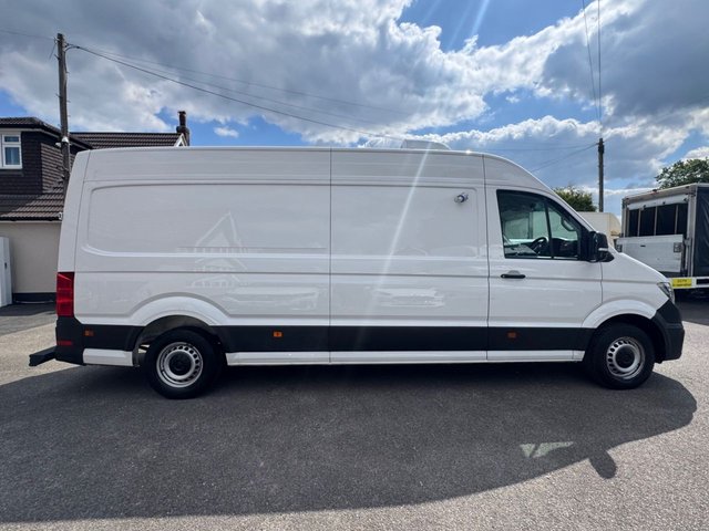 View our VOLKSWAGEN CRAFTER