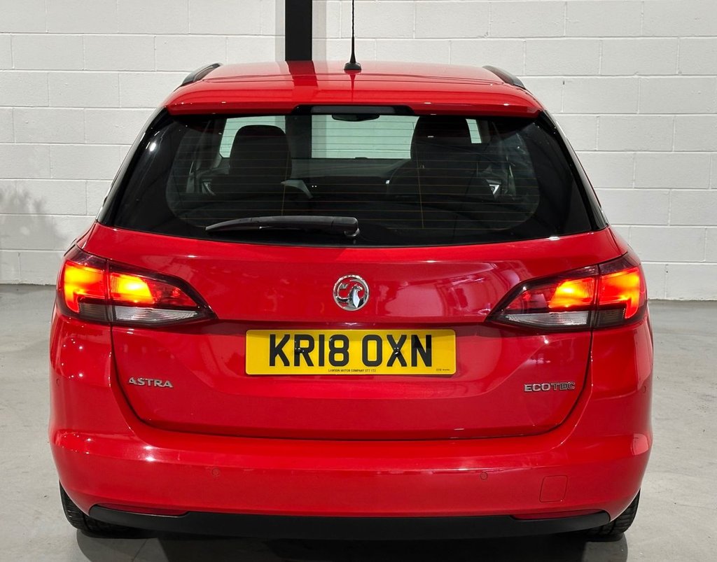 USED 2018 18 VAUXHALL ASTRA 1.0i Turbo ecoTEC Design Sports Tourer 5dr Petrol Manual Euro 6 (s/s) (105 ps) 