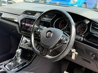 USED 2017 67 VOLKSWAGEN TOURAN 1.4 TSI SEL MPV 5dr Petrol DSG Euro 6 (s/s) (150 ps) 