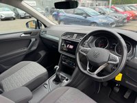 USED 2022 22 VOLKSWAGEN TIGUAN 1.5 TSI Life SUV 5dr Petrol Manual Euro 6 (s/s) (150 ps) Digital Cockpit Display - Adaptive Cruise Control - Front & Rear Parking Sensors - Dual-Zone Climate Control -  Electric Front & Rear Windows - LED Headlights & Daytime Running Lights - Lane Assist & Driver Assistance Systems
