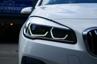 USED 2020 70 BMW 2 SERIES ACTIVE TOURER 1.5 225xe 10kWh Luxury MPV 5dr Petrol Plug-in Hybrid Auto 4WD Euro 6 (s/s) (224 ps) ALPINE WHITE PAINTWORK + CARPLAY + HEATED STEERING WHEEL