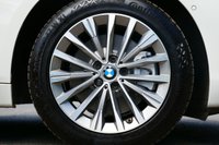 USED 2020 70 BMW 2 SERIES ACTIVE TOURER 1.5 225xe 10kWh Luxury MPV 5dr Petrol Plug-in Hybrid Auto 4WD Euro 6 (s/s) (224 ps) ALPINE WHITE PAINTWORK + CARPLAY + HEATED STEERING WHEEL