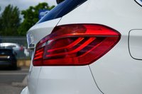 USED 2020 70 BMW 2 SERIES ACTIVE TOURER 1.5 225xe 10kWh Luxury MPV 5dr Petrol Plug-in Hybrid Auto 4WD Euro 6 (s/s) (224 ps) ALPINE WHITE PAINTWORK + CARPLAY + HEATED STEERING WHEEL
