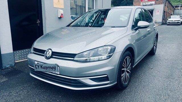 View our VOLKSWAGEN GOLF
