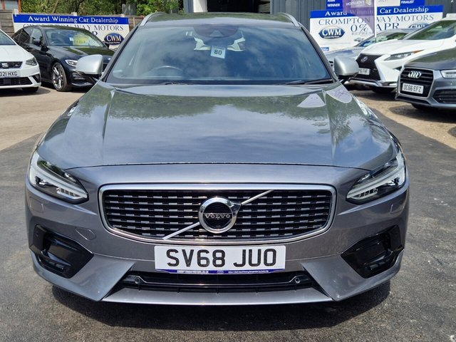 View our VOLVO V90