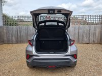 USED 2017 17 TOYOTA C-HR 1.8 VVT-h Dynamic SUV 5dr Petrol Hybrid CVT Euro 6 (s/s) (122 ps) ** WE OFFER FINANCE ON THIS CAR **