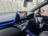 USED 2017 17 TOYOTA C-HR 1.8 VVT-h Dynamic SUV 5dr Petrol Hybrid CVT Euro 6 (s/s) (122 ps) ** WE OFFER FINANCE ON THIS CAR **