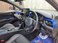 USED 2017 17 TOYOTA C-HR 1.8 VVT-h Dynamic SUV 5dr Petrol Hybrid CVT Euro 6 (s/s) (122 ps) ** WE OFFER FINANCE ON THIS CAR **