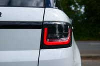 USED 2018 18 LAND ROVER RANGE ROVER SPORT 3.0 SD V6 HSE SUV 5dr Diesel Auto 4WD Euro 6 (s/s) (306 ps) FUJI WHITE PAINTWORK + CARPLAY + MERIDIAN + F&R HEATD SEAT
