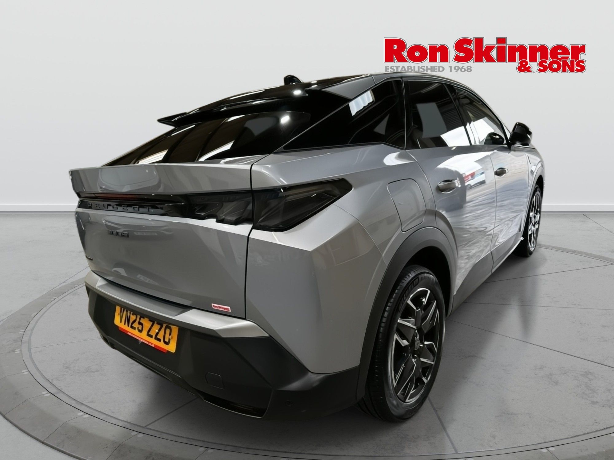 USED 2025 25 PEUGEOT 3008 1.2 GT SUV 5dr Petrol Hybrid e-DSC6 Euro 6 (s/s) (136 ps) 