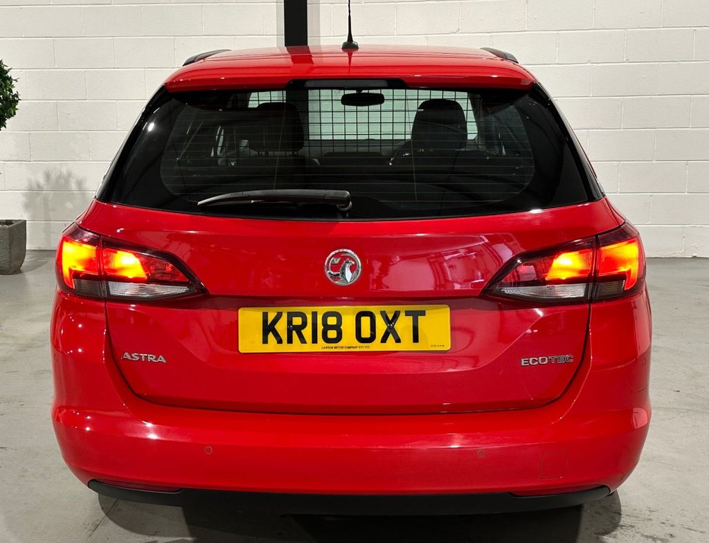 USED 2018 18 VAUXHALL ASTRA 1.0i Turbo ecoTEC Design Sports Tourer 5dr Petrol Manual Euro 6 (s/s) (105 ps) 
