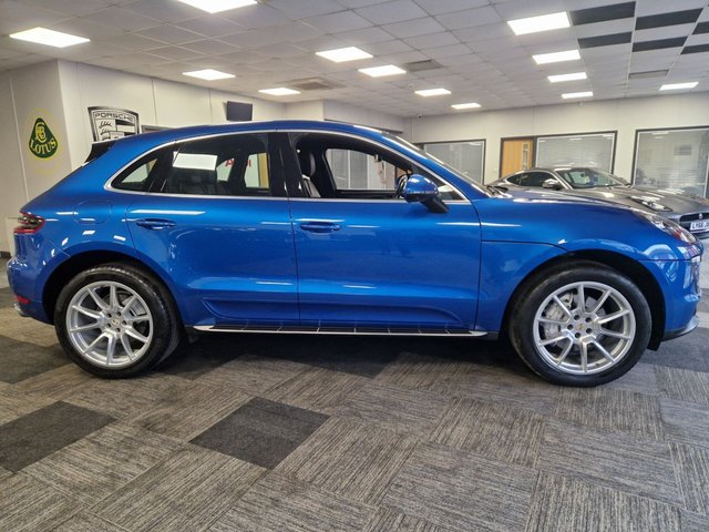 View our PORSCHE MACAN