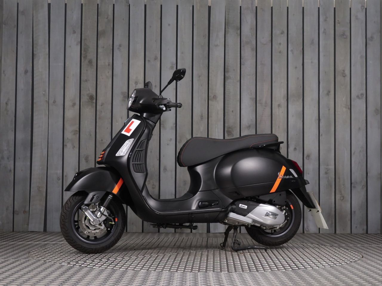 PIAGGIO Vespa GTS 125
