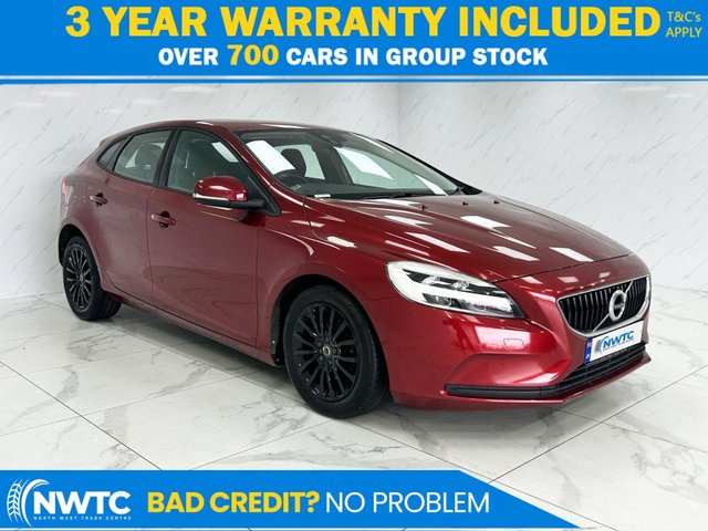 View our Volvo V40 2.0 D2 Momentum Hatchback 5dr Diesel Manual Euro 6 (s/s) (120 ps) EXTENSIVE S/H! 1 FORMER OWNER!