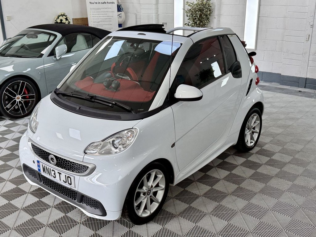 USED 2013 13 SMART FORTWO 1.0 MHD Passion Cabriolet 2dr Petrol SoftTouch Euro 5 (s/s) (71 bhp) 
