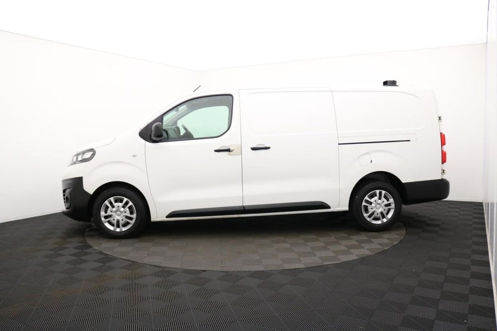 USED 2019 69 VAUXHALL VIVARO 1.5 Turbo D 2900 Dynamic Panel Van 6dr Diesel Manual L2 H1 Euro 6 (s/s) (100 ps) Car Play, Sat Nav, Cruise