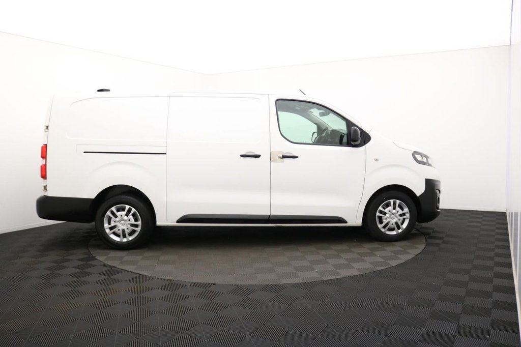 USED 2019 69 VAUXHALL VIVARO 1.5 Turbo D 2900 Dynamic Panel Van 6dr Diesel Manual L2 H1 Euro 6 (s/s) (100 ps) Car Play, Sat Nav, Cruise