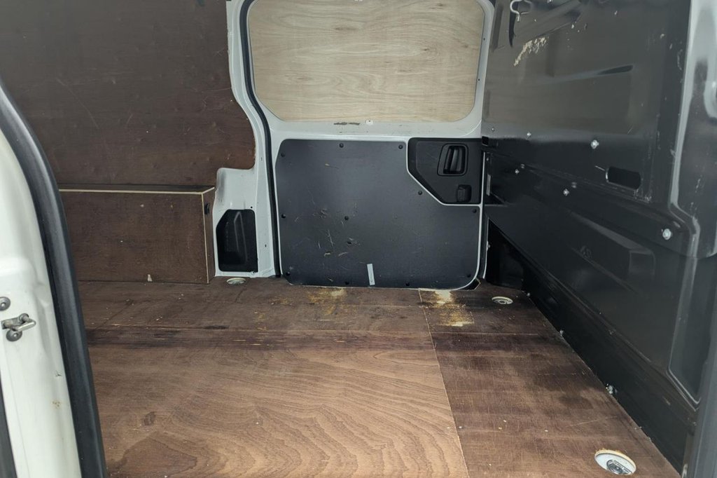 USED 2019 69 VAUXHALL VIVARO 1.5 Turbo D 2900 Dynamic Panel Van 6dr Diesel Manual L2 H1 Euro 6 (s/s) (100 ps) Car Play, Sat Nav, Cruise