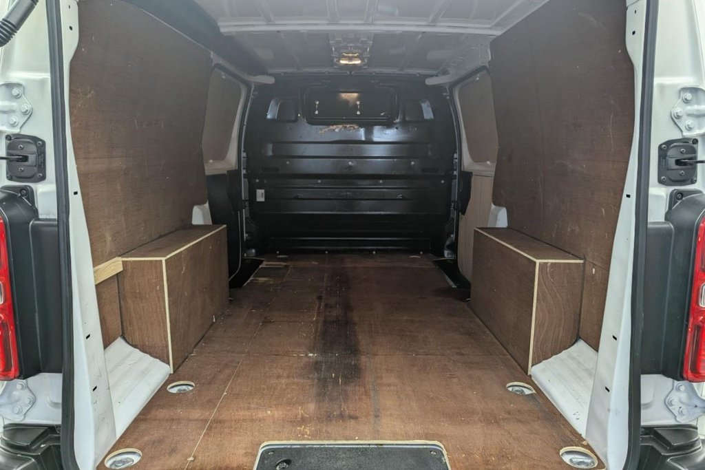 USED 2019 69 VAUXHALL VIVARO 1.5 Turbo D 2900 Dynamic Panel Van 6dr Diesel Manual L2 H1 Euro 6 (s/s) (100 ps) Car Play, Sat Nav, Cruise