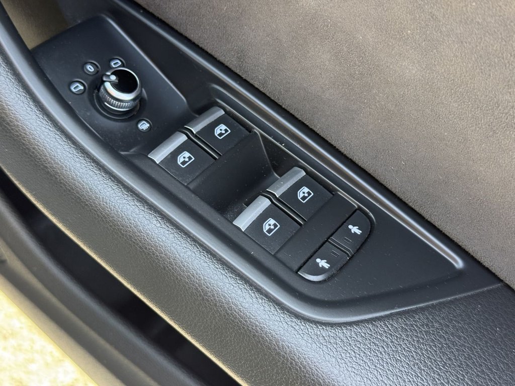 USED 2018 18 AUDI A4 1.4 TFSI Black Edition Saloon 4dr Petrol Manual Euro 6 (s/s) (150 ps) Heated Seats, Parking Sensors