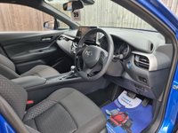 USED 2023 23 TOYOTA C-HR 1.8 VVT-h GPF Icon SUV 5dr Petrol Hybrid CVT Euro 6 (s/s) (122 ps) ** WE OFFER FINANCE ON THIS CAR **