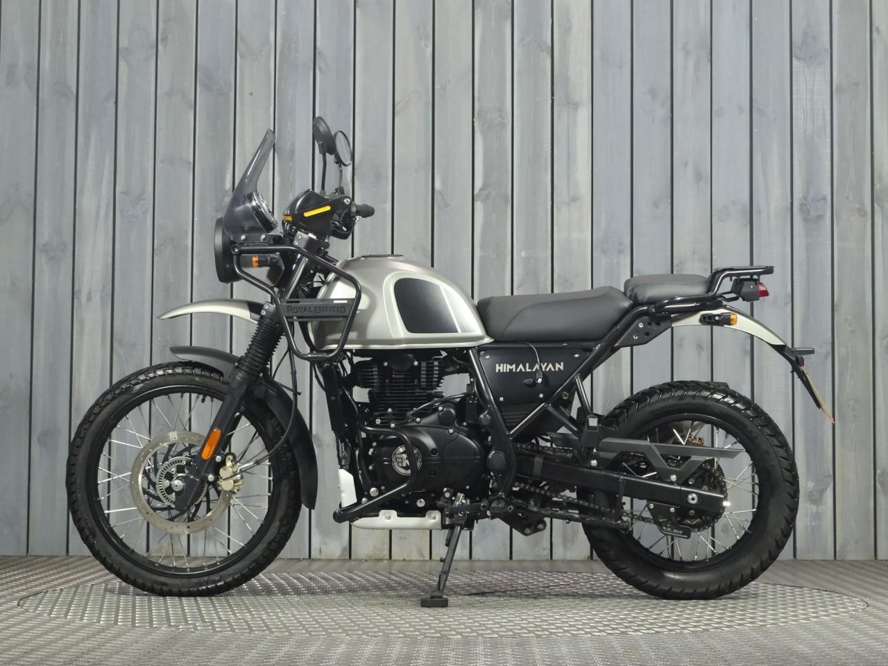 ROYAL ENFIELD Himalayan 411