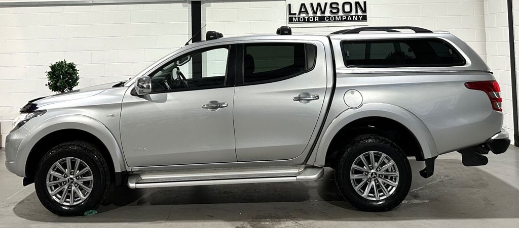 USED 2017 67 MITSUBISHI L200 2.4 DI-D DC Titan Pickup Double Cab 4dr Diesel Manual 4WD Euro 6 (178 ps) 