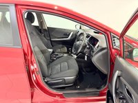 USED 2015 15 KIA CEED 1.4 CRDi VR7 Hatchback 5dr Diesel Manual Euro 5 (89 bhp) Â£35 a year ROAD TAX