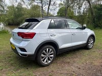 USED 2018 68 VOLKSWAGEN T-ROC 1.5 TSI EVO DESIGN NAV SUV 5 DOOR *APPLE CAR PLAY*ADAPTIVE CRUISE CONTROL*HEATED SEATS*SAT NAV*DAB*DUAL ZONE CLIMATE CONTROL*FRONT AND REAR PARKING SENSORS WITH VISUAL DISPLAY*ALLOY WHEELS*PRIVACY GLASS*REAR SPOILER*ELECTRIC FOLDING DOOR MIRRORS*ELECTRICALLY OPENING TAILGATE*GLOSS BLACK DOOR MIRRORS*GLOSS BLACK ROOF*FANTASTIC SERVICE HISTORY ALL WITH VOLKSWAGEN*8 SERVICES*CAM BELT REPLACED JULY 2024*