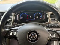 USED 2018 68 VOLKSWAGEN T-ROC 1.5 TSI EVO DESIGN NAV SUV 5 DOOR *APPLE CAR PLAY*ADAPTIVE CRUISE CONTROL*HEATED SEATS*SAT NAV*DAB*DUAL ZONE CLIMATE CONTROL*FRONT AND REAR PARKING SENSORS WITH VISUAL DISPLAY*ALLOY WHEELS*PRIVACY GLASS*REAR SPOILER*ELECTRIC FOLDING DOOR MIRRORS*ELECTRICALLY OPENING TAILGATE*GLOSS BLACK DOOR MIRRORS*GLOSS BLACK ROOF*FANTASTIC SERVICE HISTORY ALL WITH VOLKSWAGEN*8 SERVICES*CAM BELT REPLACED JULY 2024*