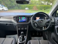USED 2018 68 VOLKSWAGEN T-ROC 1.5 TSI EVO DESIGN NAV SUV 5 DOOR *APPLE CAR PLAY*ADAPTIVE CRUISE CONTROL*HEATED SEATS*SAT NAV*DAB*DUAL ZONE CLIMATE CONTROL*FRONT AND REAR PARKING SENSORS WITH VISUAL DISPLAY*ALLOY WHEELS*PRIVACY GLASS*REAR SPOILER*ELECTRIC FOLDING DOOR MIRRORS*ELECTRICALLY OPENING TAILGATE*GLOSS BLACK DOOR MIRRORS*GLOSS BLACK ROOF*FANTASTIC SERVICE HISTORY ALL WITH VOLKSWAGEN*8 SERVICES*CAM BELT REPLACED JULY 2024*