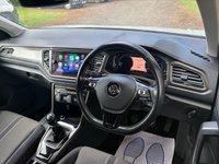 USED 2018 68 VOLKSWAGEN T-ROC 1.5 TSI EVO DESIGN NAV SUV 5 DOOR *APPLE CAR PLAY*ADAPTIVE CRUISE CONTROL*HEATED SEATS*SAT NAV*DAB*DUAL ZONE CLIMATE CONTROL*FRONT AND REAR PARKING SENSORS WITH VISUAL DISPLAY*ALLOY WHEELS*PRIVACY GLASS*REAR SPOILER*ELECTRIC FOLDING DOOR MIRRORS*ELECTRICALLY OPENING TAILGATE*GLOSS BLACK DOOR MIRRORS*GLOSS BLACK ROOF*FANTASTIC SERVICE HISTORY ALL WITH VOLKSWAGEN*8 SERVICES*CAM BELT REPLACED JULY 2024*