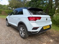 USED 2018 68 VOLKSWAGEN T-ROC 1.5 TSI EVO DESIGN NAV SUV 5 DOOR *APPLE CAR PLAY*ADAPTIVE CRUISE CONTROL*HEATED SEATS*SAT NAV*DAB*DUAL ZONE CLIMATE CONTROL*FRONT AND REAR PARKING SENSORS WITH VISUAL DISPLAY*ALLOY WHEELS*PRIVACY GLASS*REAR SPOILER*ELECTRIC FOLDING DOOR MIRRORS*ELECTRICALLY OPENING TAILGATE*GLOSS BLACK DOOR MIRRORS*GLOSS BLACK ROOF*FANTASTIC SERVICE HISTORY ALL WITH VOLKSWAGEN*8 SERVICES*CAM BELT REPLACED JULY 2024*