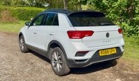 USED 2018 68 VOLKSWAGEN T-ROC 1.5 TSI EVO DESIGN NAV SUV 5 DOOR *APPLE CAR PLAY*ADAPTIVE CRUISE CONTROL*HEATED SEATS*SAT NAV*DAB*DUAL ZONE CLIMATE CONTROL*FRONT AND REAR PARKING SENSORS WITH VISUAL DISPLAY*ALLOY WHEELS*PRIVACY GLASS*REAR SPOILER*ELECTRIC FOLDING DOOR MIRRORS*ELECTRICALLY OPENING TAILGATE*GLOSS BLACK DOOR MIRRORS*GLOSS BLACK ROOF*FANTASTIC SERVICE HISTORY ALL WITH VOLKSWAGEN*8 SERVICES*CAM BELT REPLACED JULY 2024*