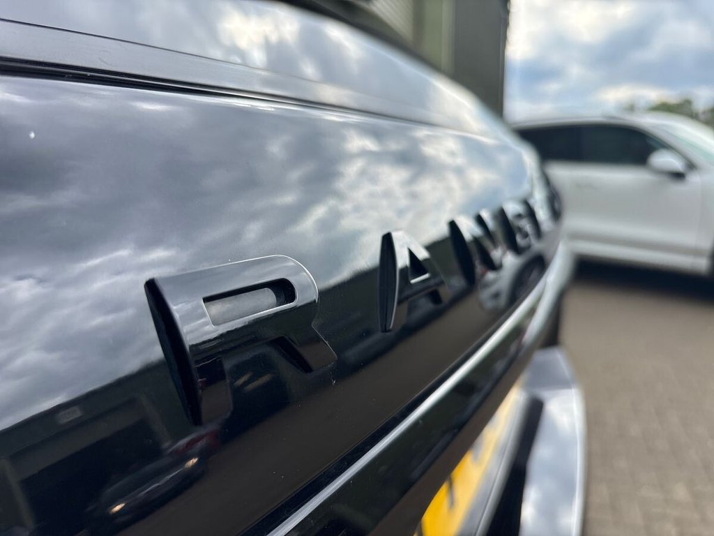 USED 2019 68 LAND ROVER RANGE ROVER SPORT 3.0 SD V6 Autobiography Dynamic SUV 5dr Diesel Auto 4WD Euro 6 (s/s) (306 ps) SLIDING ROOF|CLIMATE SEATS