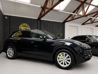 USED 2020 70 PORSCHE CAYENNE 3.0 V6 E-Hybrid 17.9kWh SUV 5dr Petrol Plug-in Hybrid TiptronicS 4WD Euro 6 (s/s) (3.6kW Charger) (462 ps) DELIVERY AVAILABLE