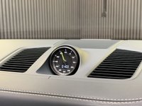 USED 2020 70 PORSCHE CAYENNE 3.0 V6 E-Hybrid 17.9kWh SUV 5dr Petrol Plug-in Hybrid TiptronicS 4WD Euro 6 (s/s) (3.6kW Charger) (462 ps) DELIVERY AVAILABLE