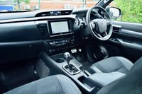 USED 2025 25 TOYOTA HI-LUX 2.8 D-4D GR SPORT II Pickup Double Cab 4dr Diesel Auto 4WD Euro 6 (s/s) (204 ps) 