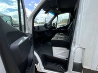 USED 2022 22 MERCEDES-BENZ SPRINTER 2.0 315 CDI Progressive luton tail lift RWD L3 Euro 6 (s/s) (150 ps) 1 OWNER LUTON WITH TAIL LIFT 6 MONTHS WARRANTY