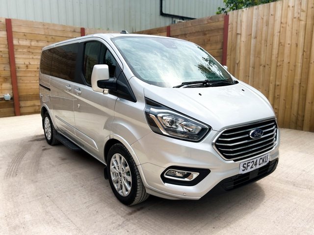 View our FORD TOURNEO CUSTOM