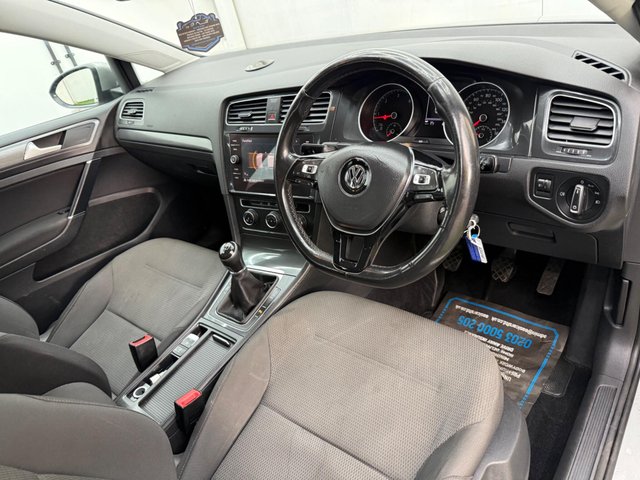 View our VOLKSWAGEN GOLF