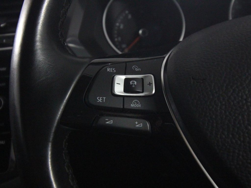 USED 2018 68 VOLKSWAGEN TIGUAN 1.4 TSI SE Navigation SUV 5dr Petrol DSG 4Motion Euro 6 (s/s) (150 ps) 