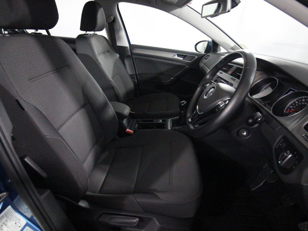 USED 2015 15 VOLKSWAGEN GOLF 1.4 TSI BlueMotion Tech Match Hatchback 5dr Petrol Manual Euro 5 (s/s) (122 ps) 1 OWNER - SERVICE HISTORY