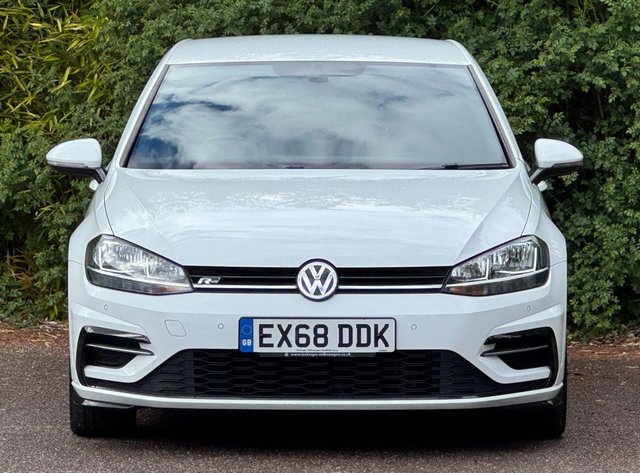 View our VOLKSWAGEN GOLF