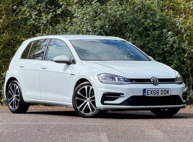 View our Volkswagen Golf range