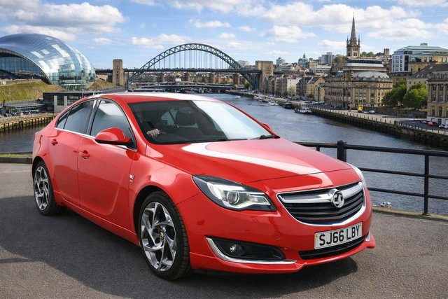 View our VAUXHALL INSIGNIA