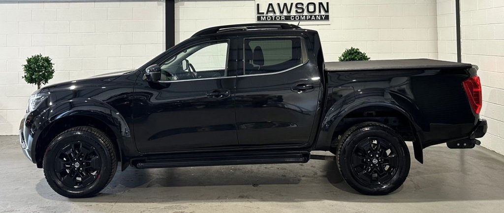 USED 2021 21 NISSAN NAVARA 2.3 dCi N-Guard Pickup Double Cab 4dr Diesel Auto 4WD Euro 6 (190 ps) 