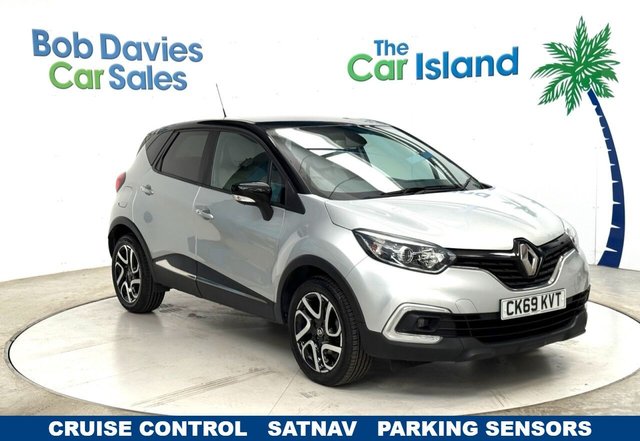 View our RENAULT CAPTUR